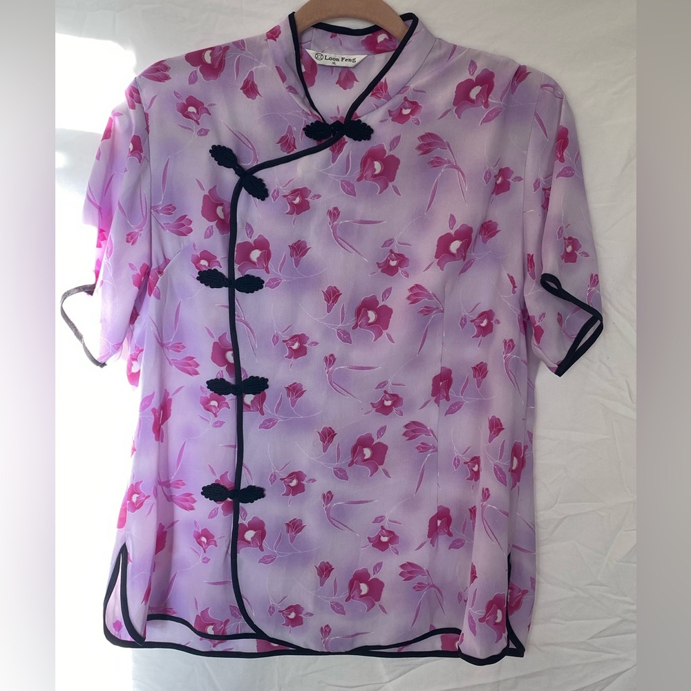 Beautiful Vintage Loon Feng Blouse